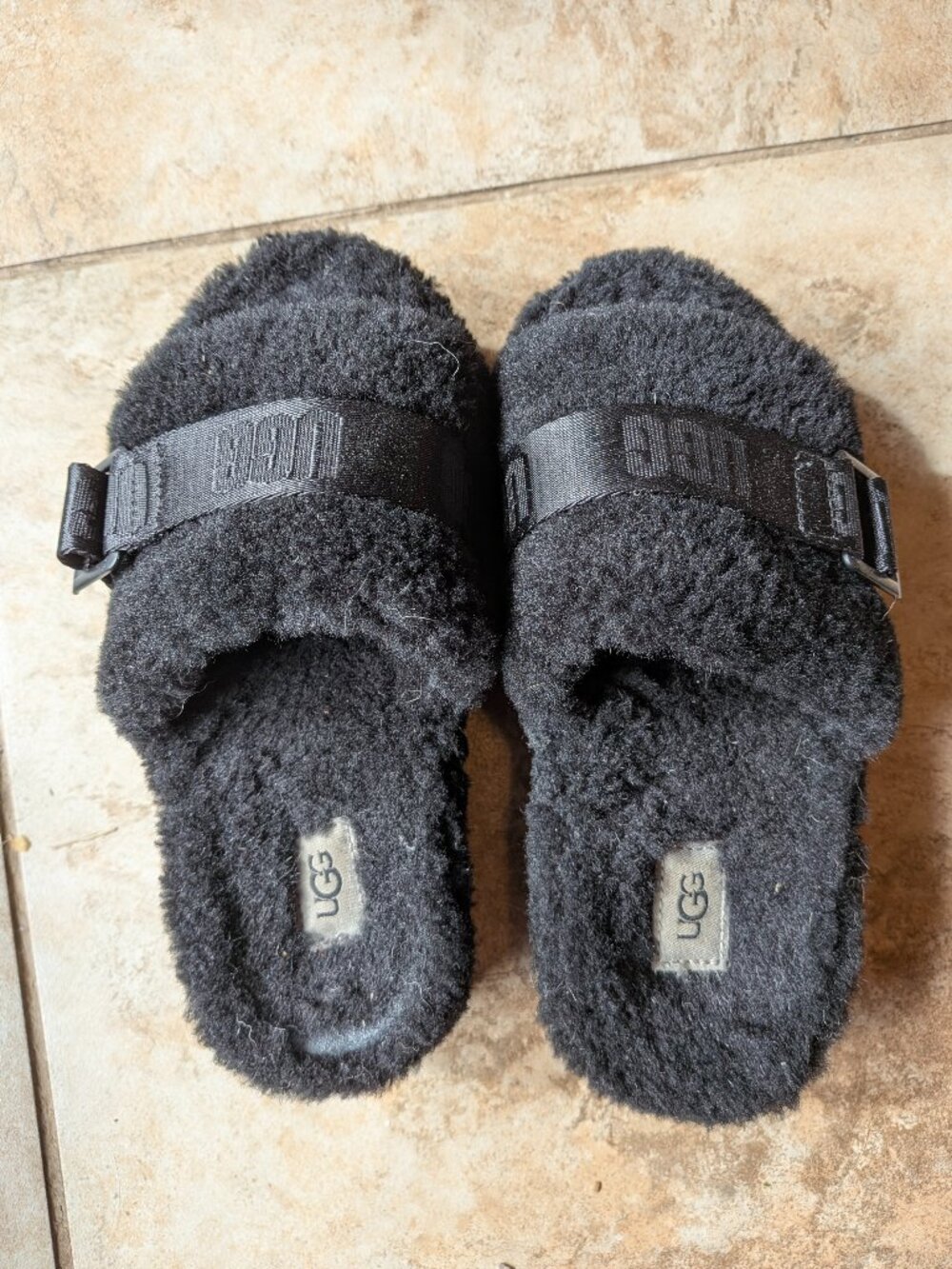 UGGPlatform Fluffita sandals